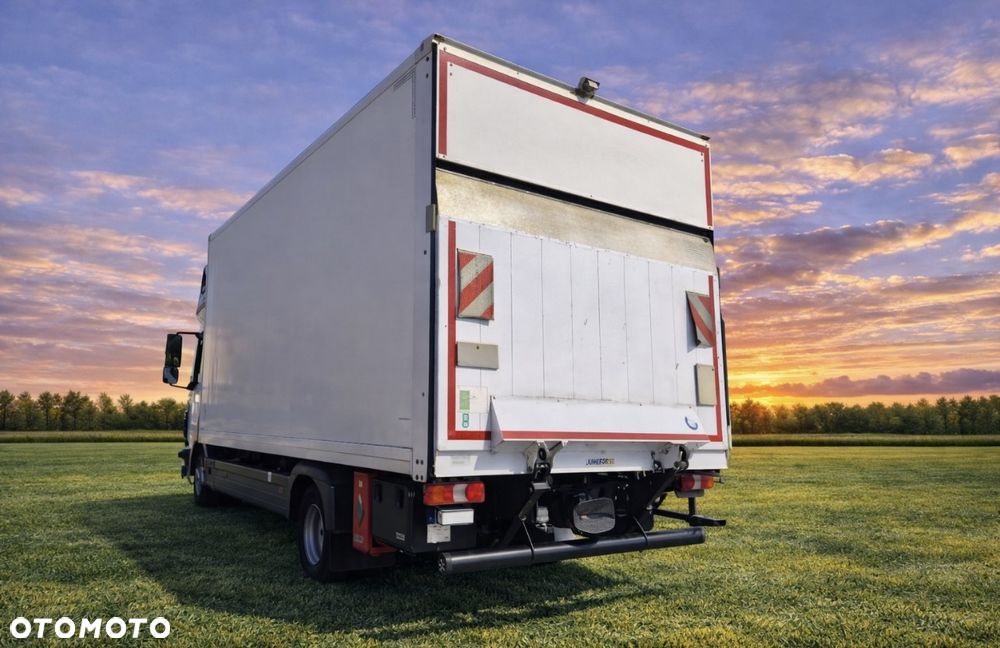 Mercedes-Benz ATEGO 818 / DMC 7.499kg / Euro 6 / Automat / Sypialka / Webasto / Klima / Izoterma + Winda - 4