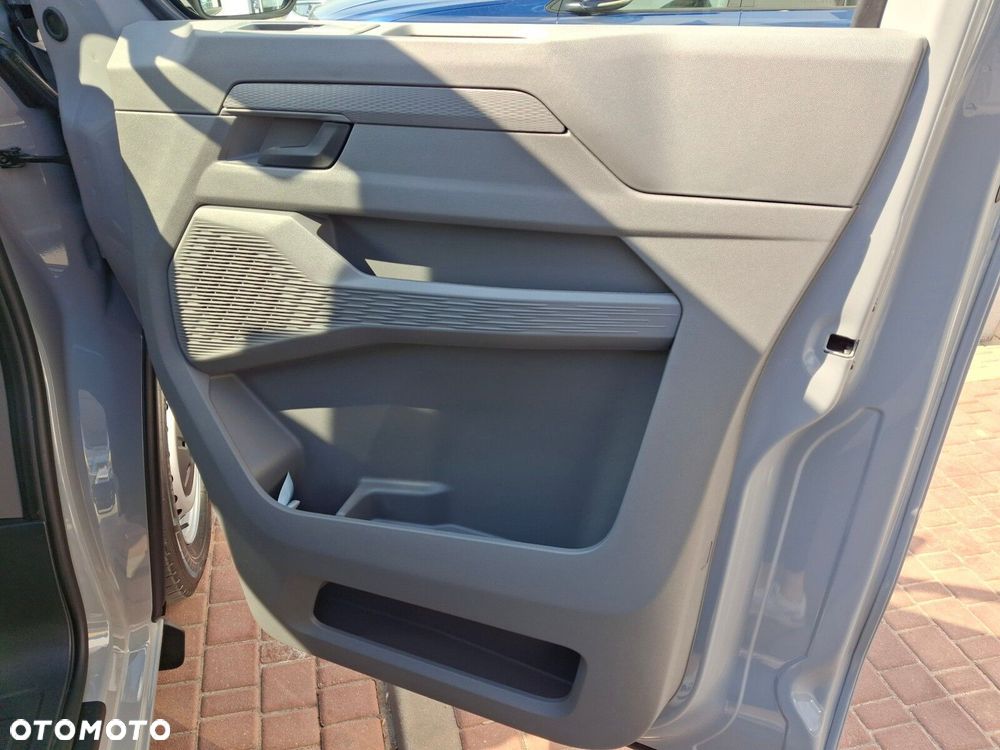 Volkswagen Transporter - 29