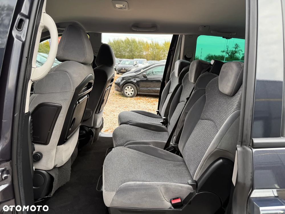 Peugeot 807 2.0 SR - 31