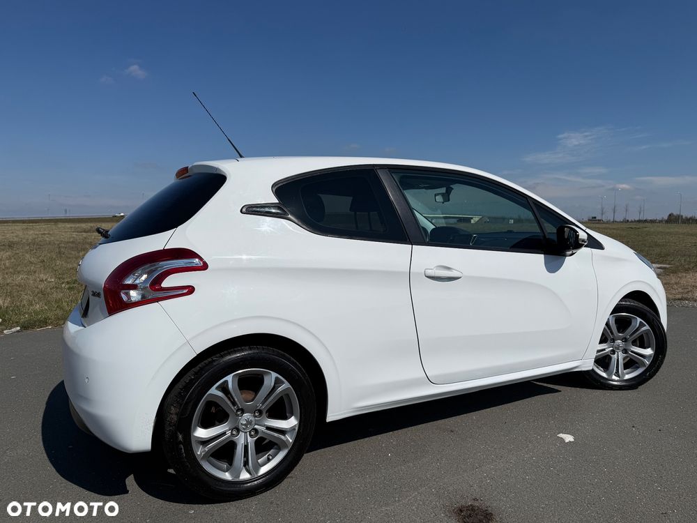Peugeot 208 1.2 PureTech Active - 3