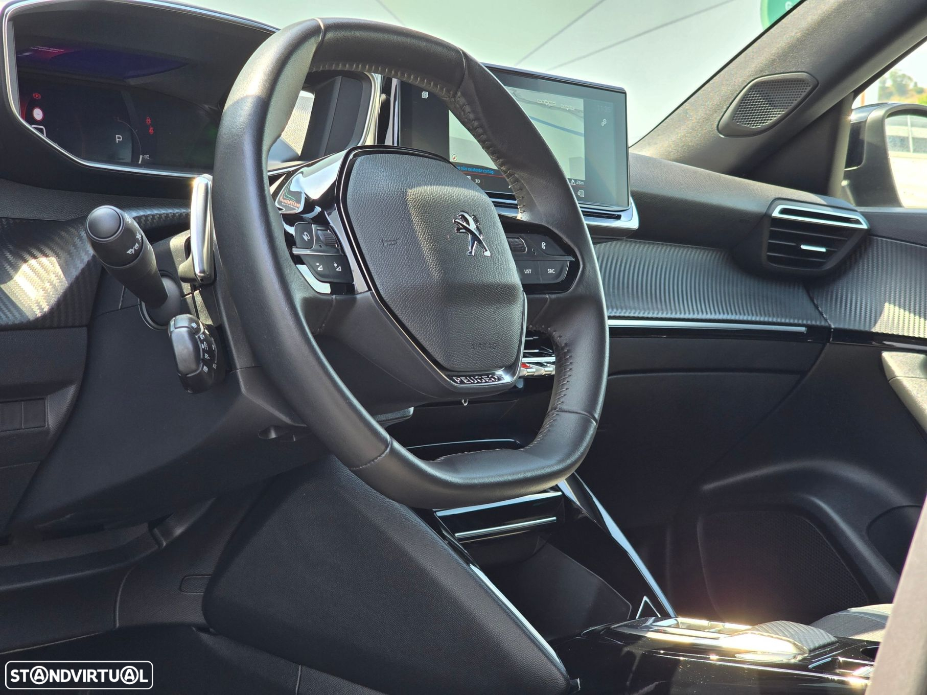 Peugeot 2008 1.2 PureTech Allure Pack EAT8 - 11