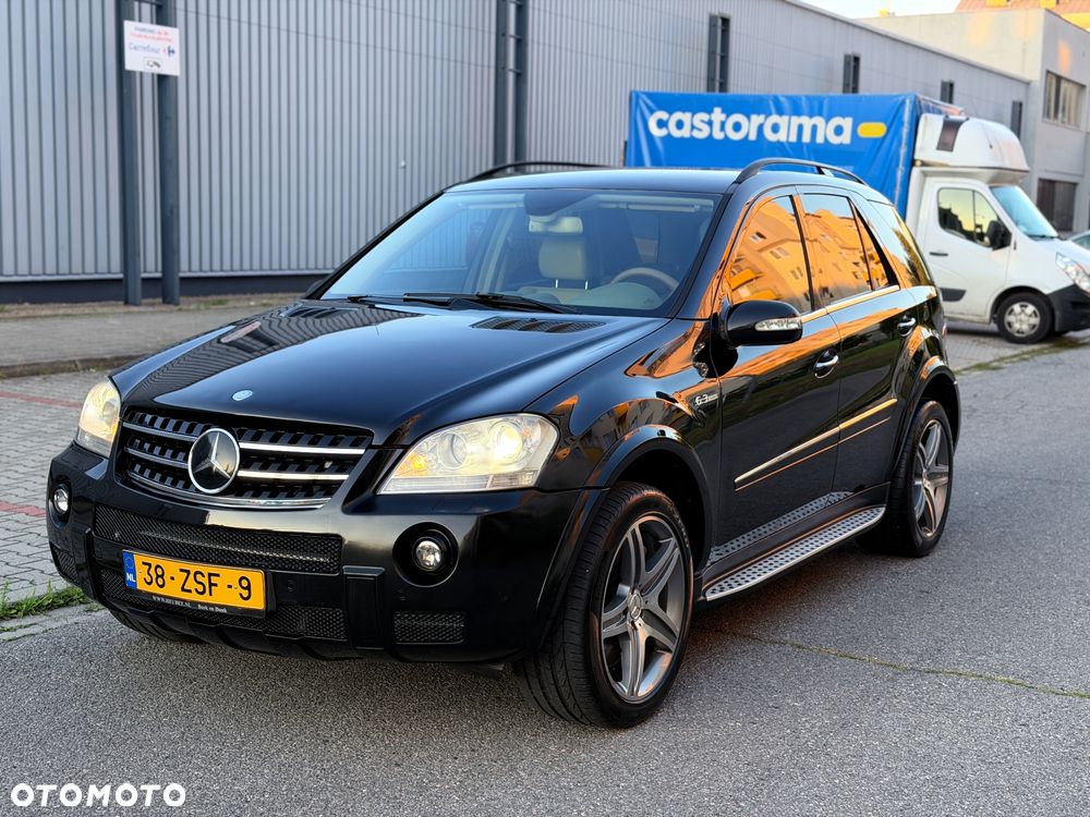 Mercedes-Benz ML 63 AMG 4Matic 7G-TRONIC - 11