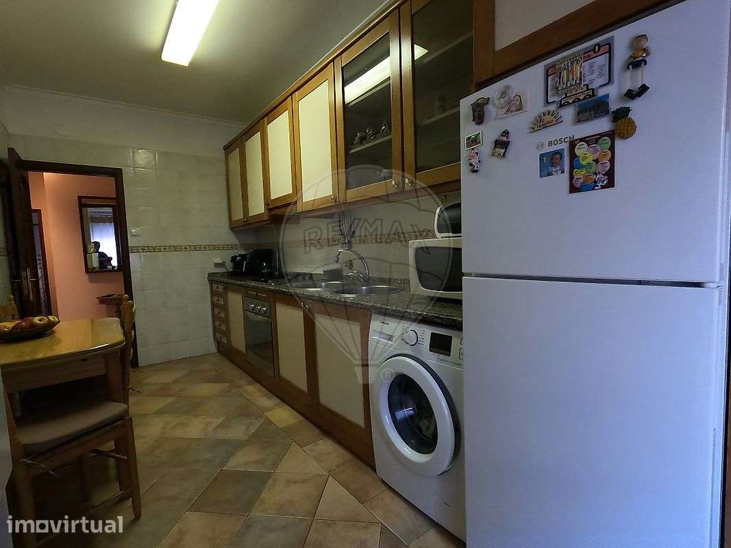 Apartamento T2 para arrendamento - Grande imagem: 2/12