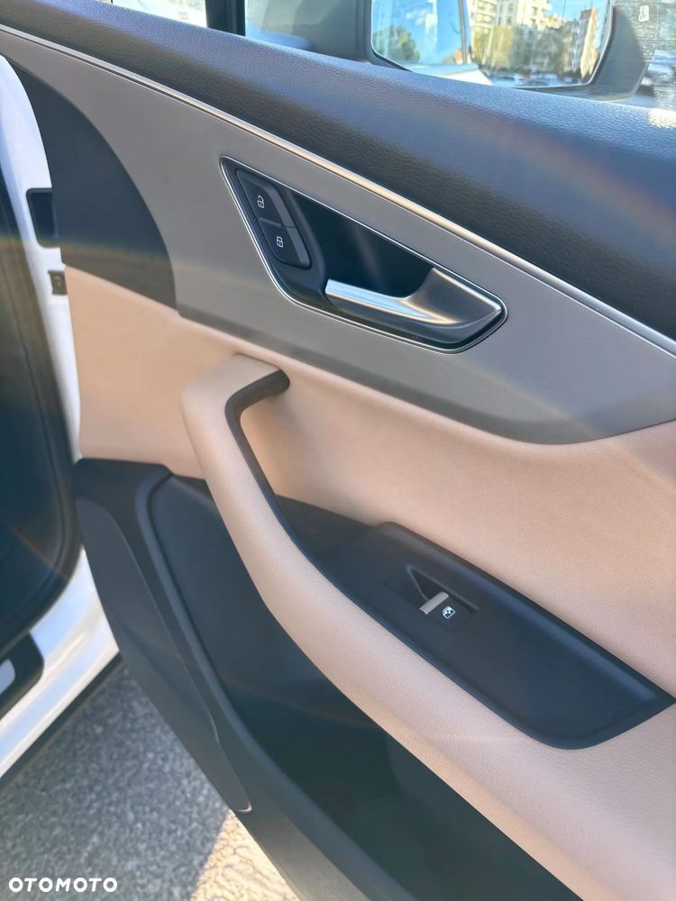Audi Q7 - 7