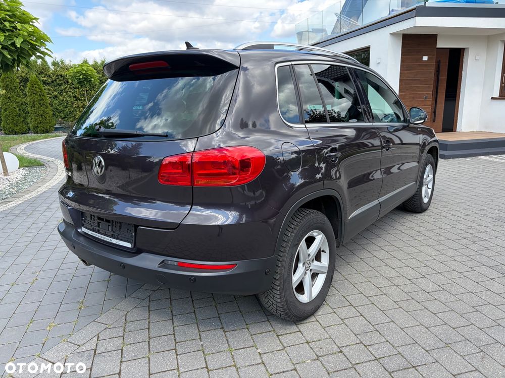 Volkswagen Tiguan 2.0 TDI SCR 4MOTION BlueMotion Technology DSG Lounge Track & Style - 11