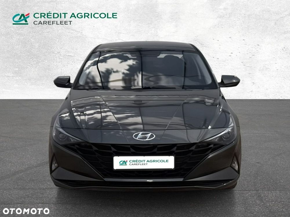 Hyundai Elantra - 3