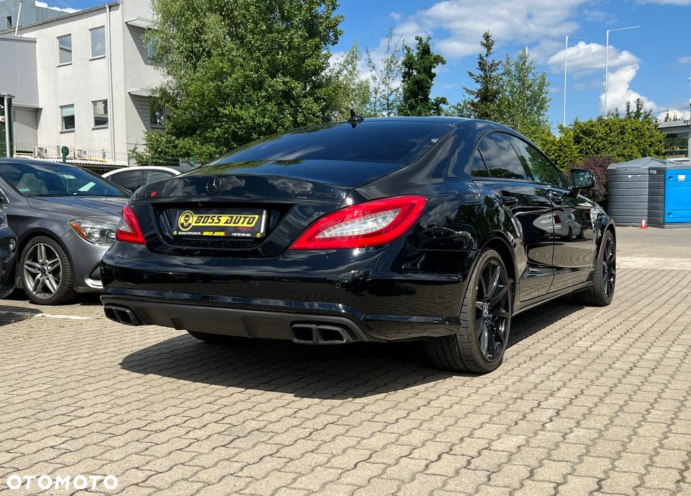 Mercedes-Benz CLS - 9