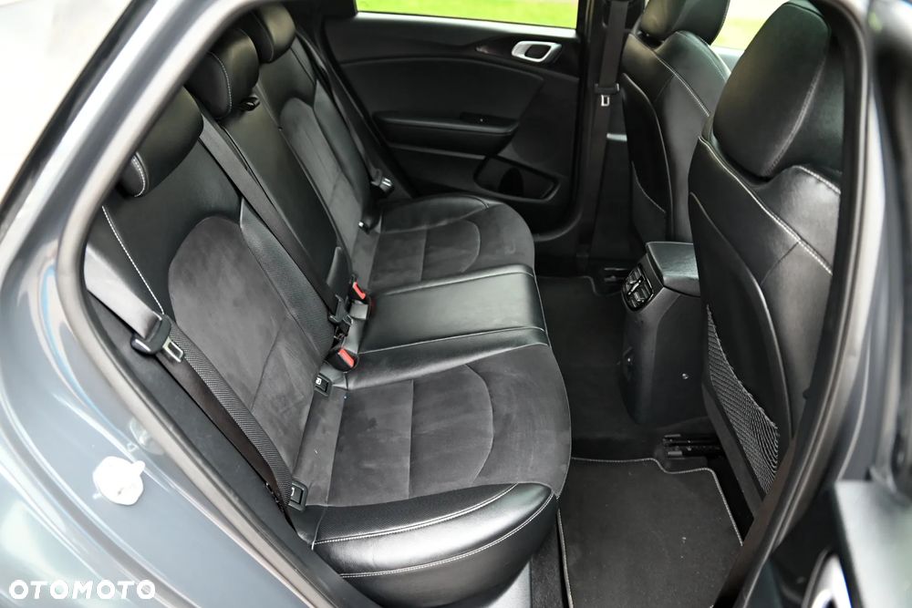 Kia ProCeed 1.5 T-GDI DCT7 OPF GT LINE - 25