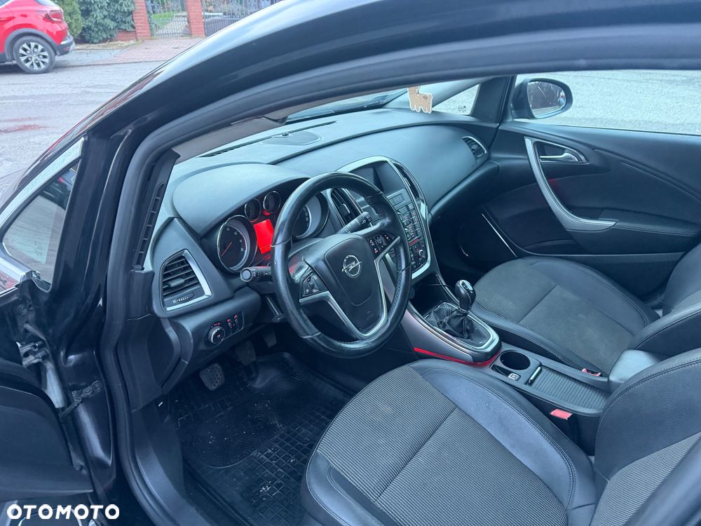 Opel Astra 1.4 T Cosmo - 10