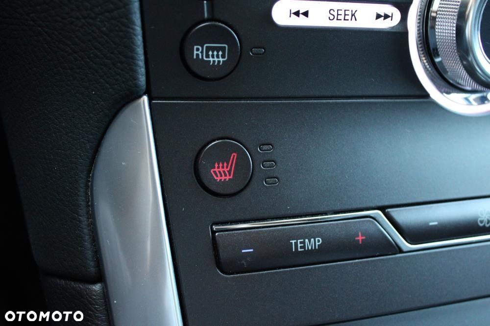 Ford S-Max - 31