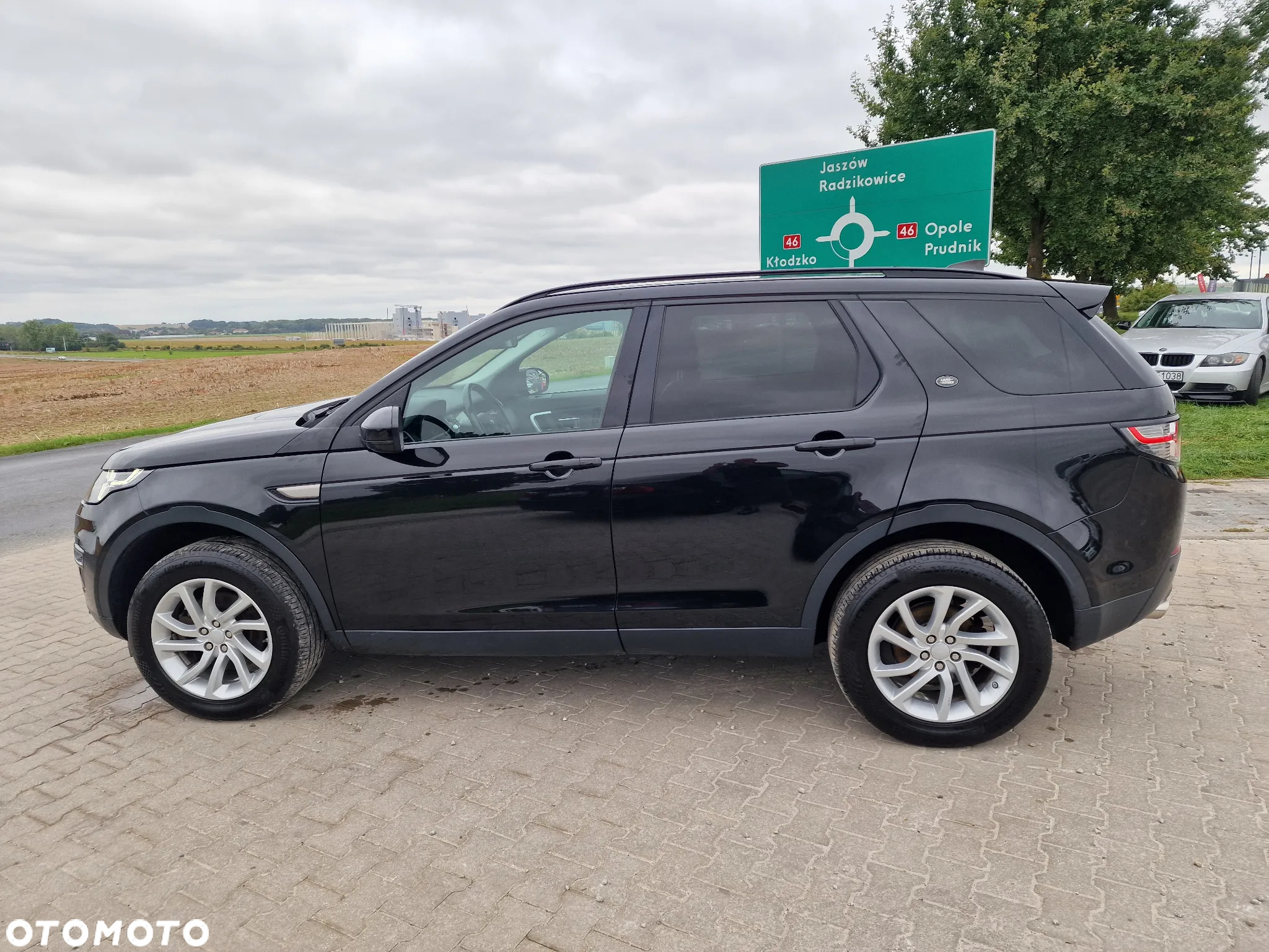 Land Rover Discovery Sport 2.0 D150 SE - 16