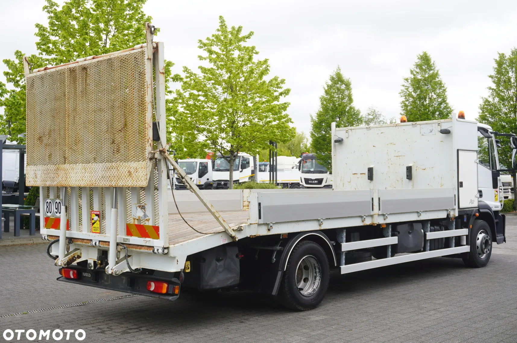 Iveco Eurocargo 150 E25 / 90 tys. km!!! / Laweta - 9