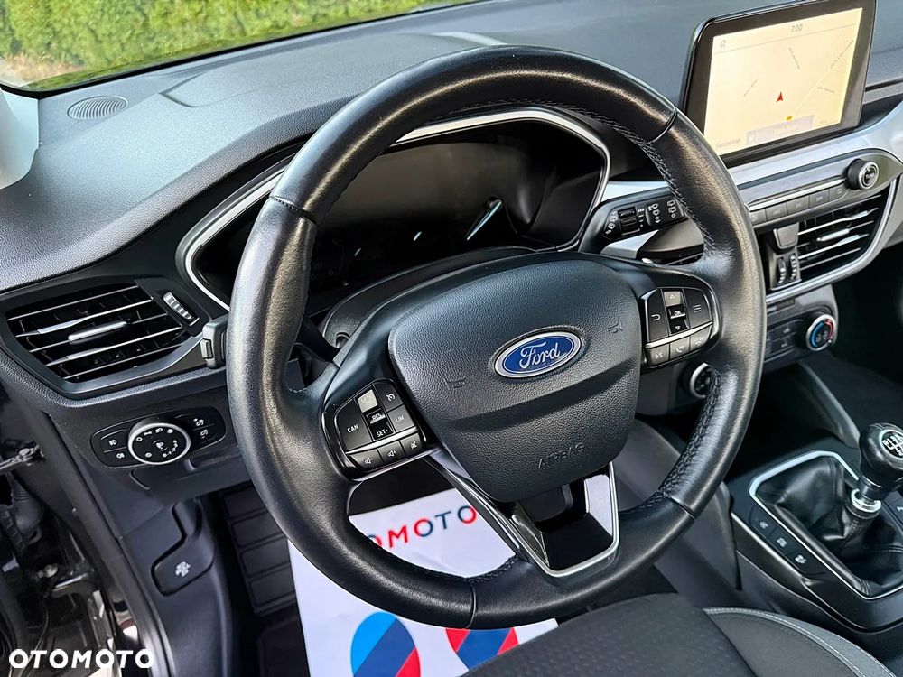 Ford Focus 1.5 EcoBlue STart-Stopp-System TITANIUM - 20