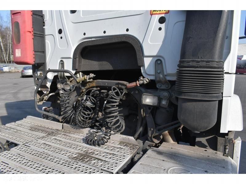 Mercedes-Benz Actros - 39