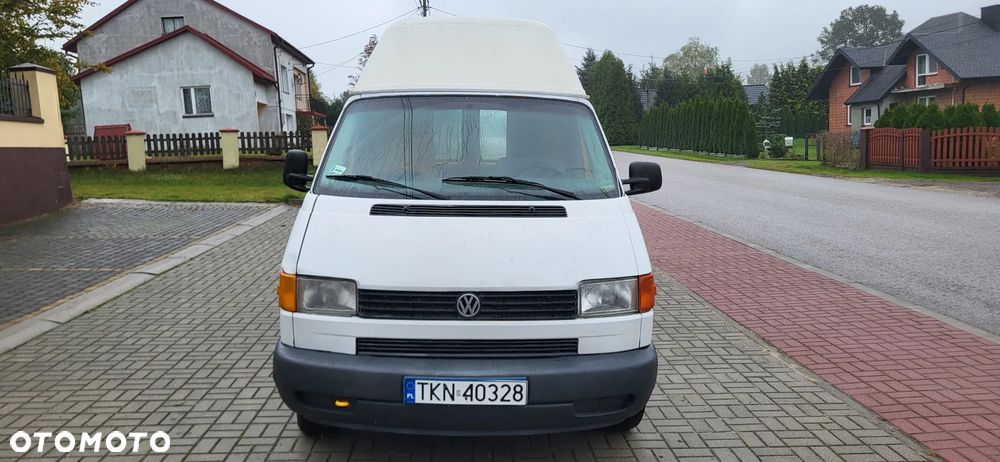 Volkswagen Transporter - 2