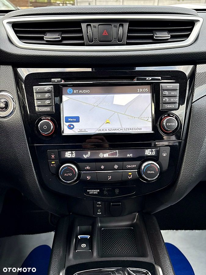 Nissan X-Trail 1.6 dCi 360 - 32