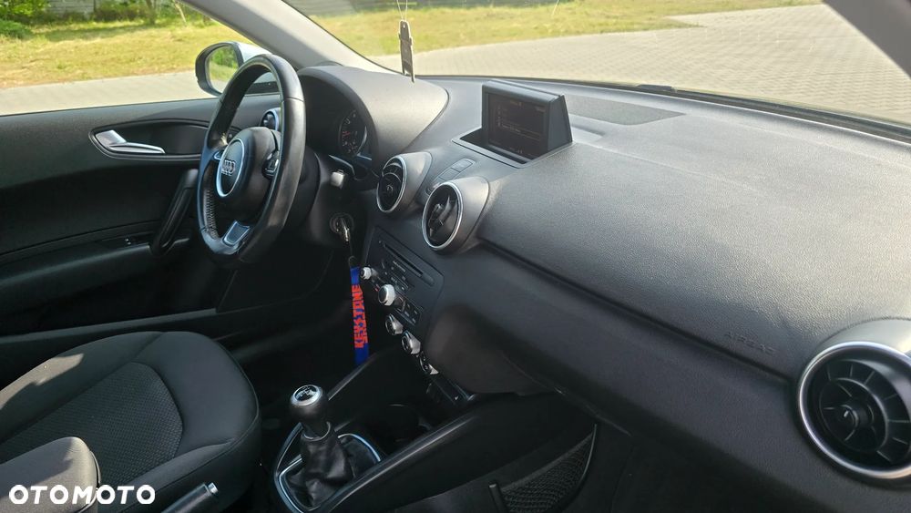 Audi A1 1.2 TFSI Ambition - 24