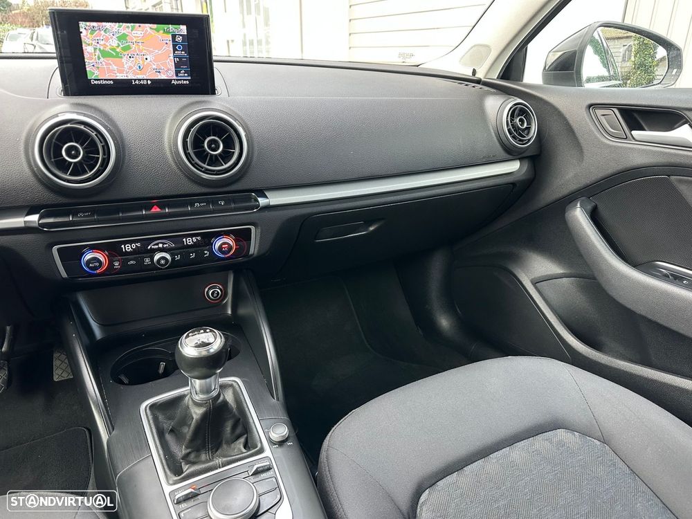 Audi A3 Limousine 1.6 TDI S-line - 16