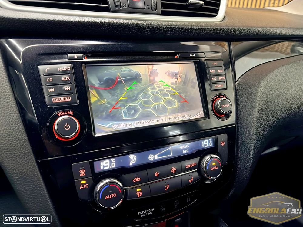 Nissan Qashqai 1.5 dCi N-Connecta RS+PS - 27