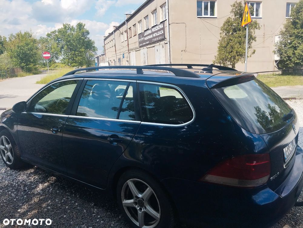 Volkswagen Golf - 4