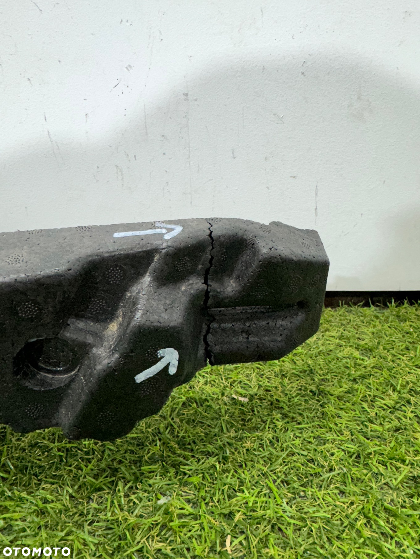 Absorber Zderzaka Przedniego Renault Megane 5 E-Tech 21- - 2
