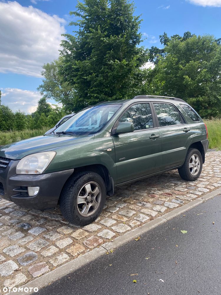 Kia Sportage 2.0 CRDi Tour - 8