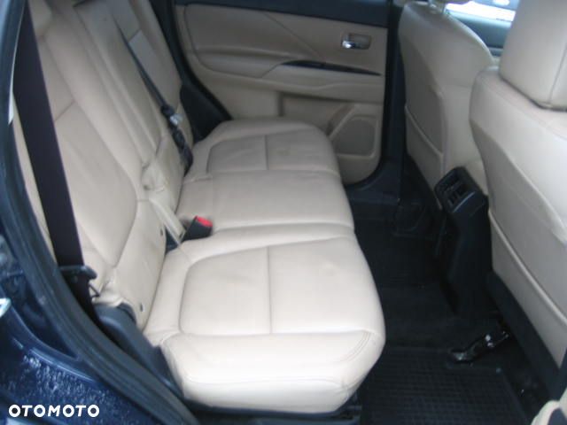 Mitsubishi Outlander 2.0 Intense + SDA 4WD CVT - 20