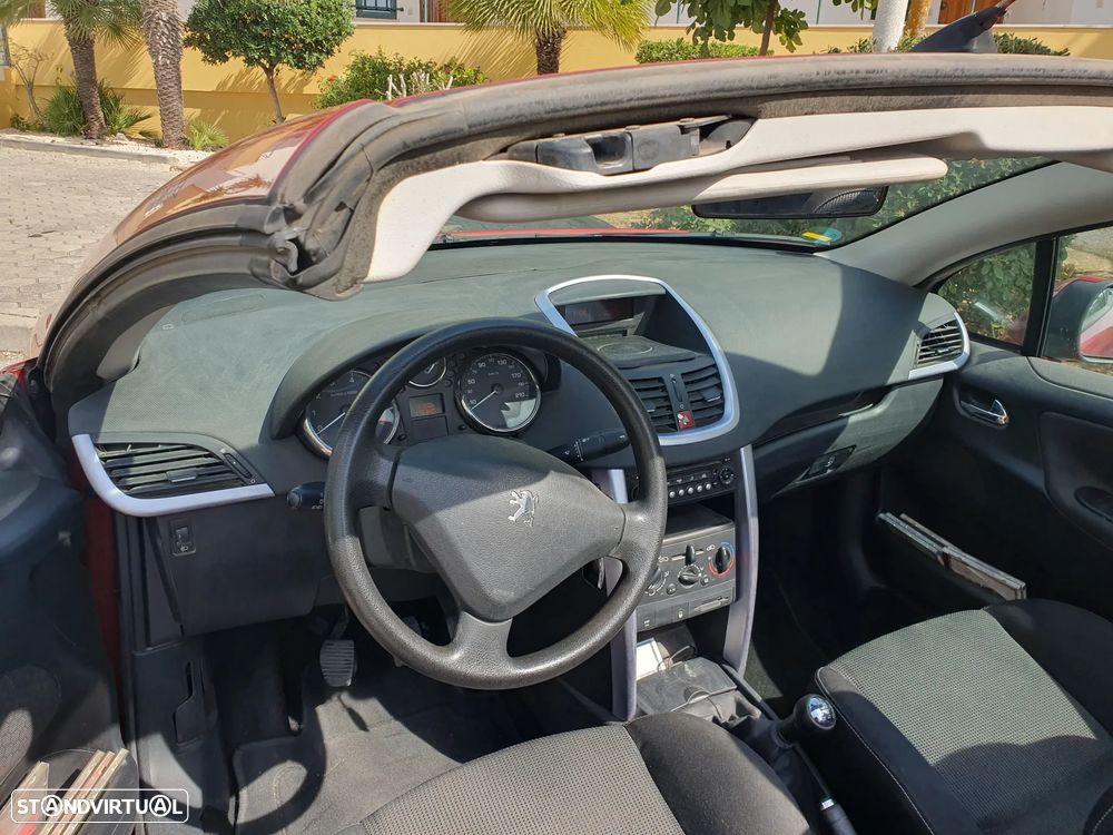 Peugeot 207 CC 1.6 16V - 12