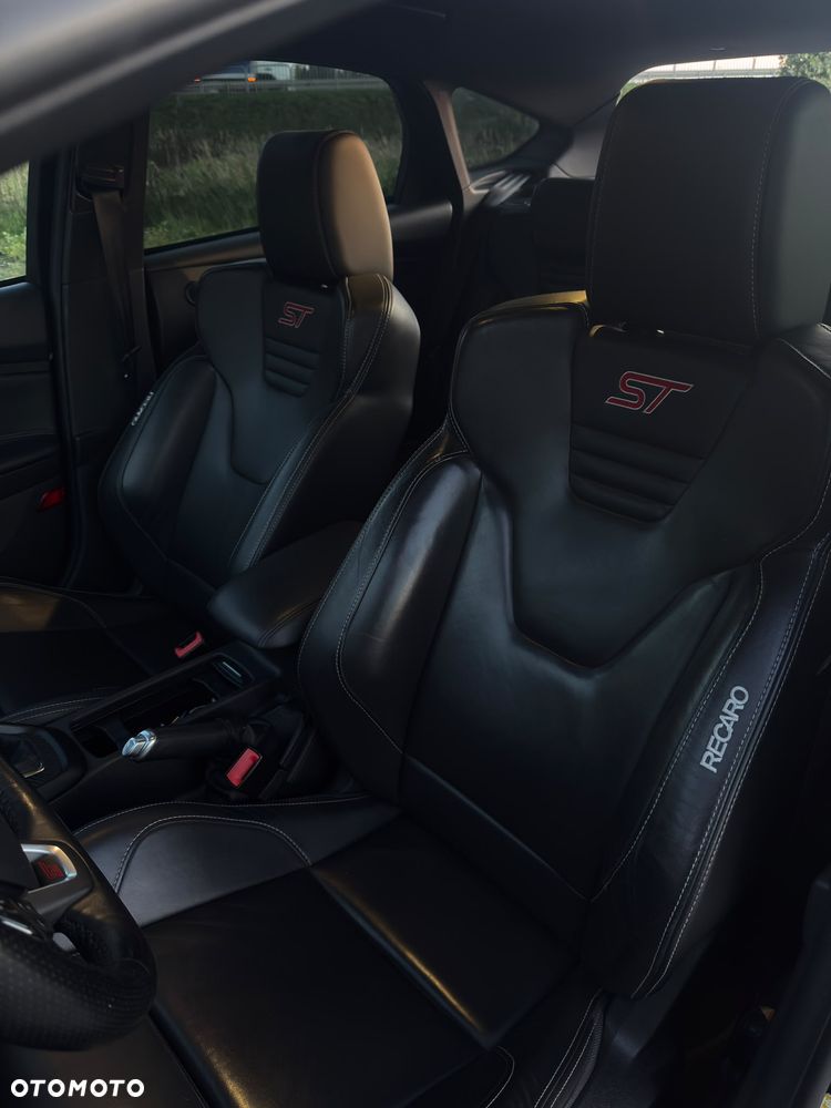 Ford Focus - 8