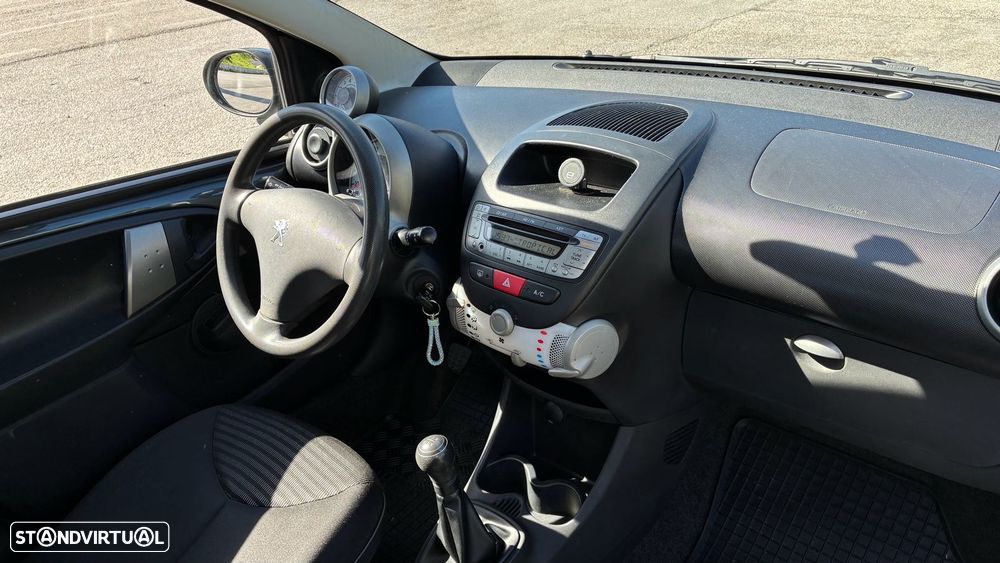 Peugeot 107 1.0 Active - 1
