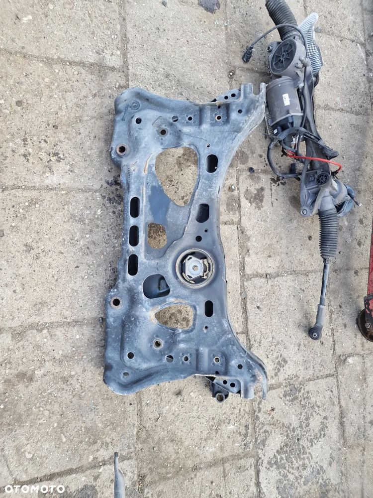 Belka zawieszenia  przód  5Q0199315Q - 4