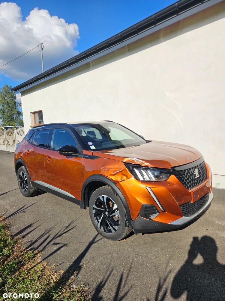 Peugeot 2008 PureTech 130 EAT8 GT Exclusive - 2