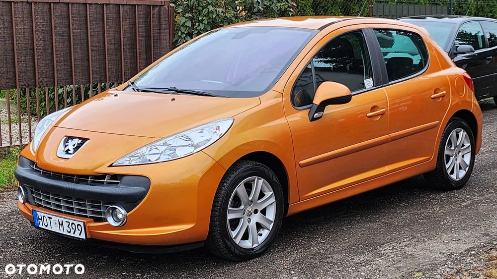 Peugeot 207 110 Sport - 2
