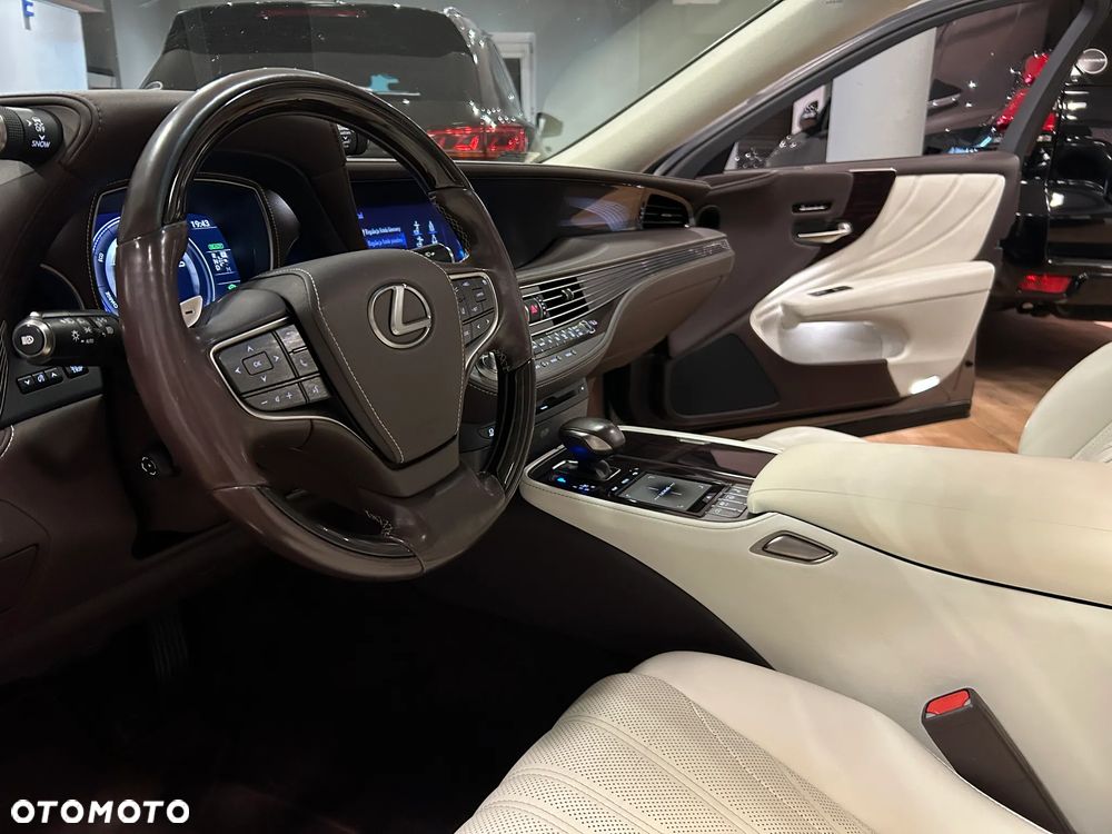 Lexus LS 500h Omotenashi AWD - 20