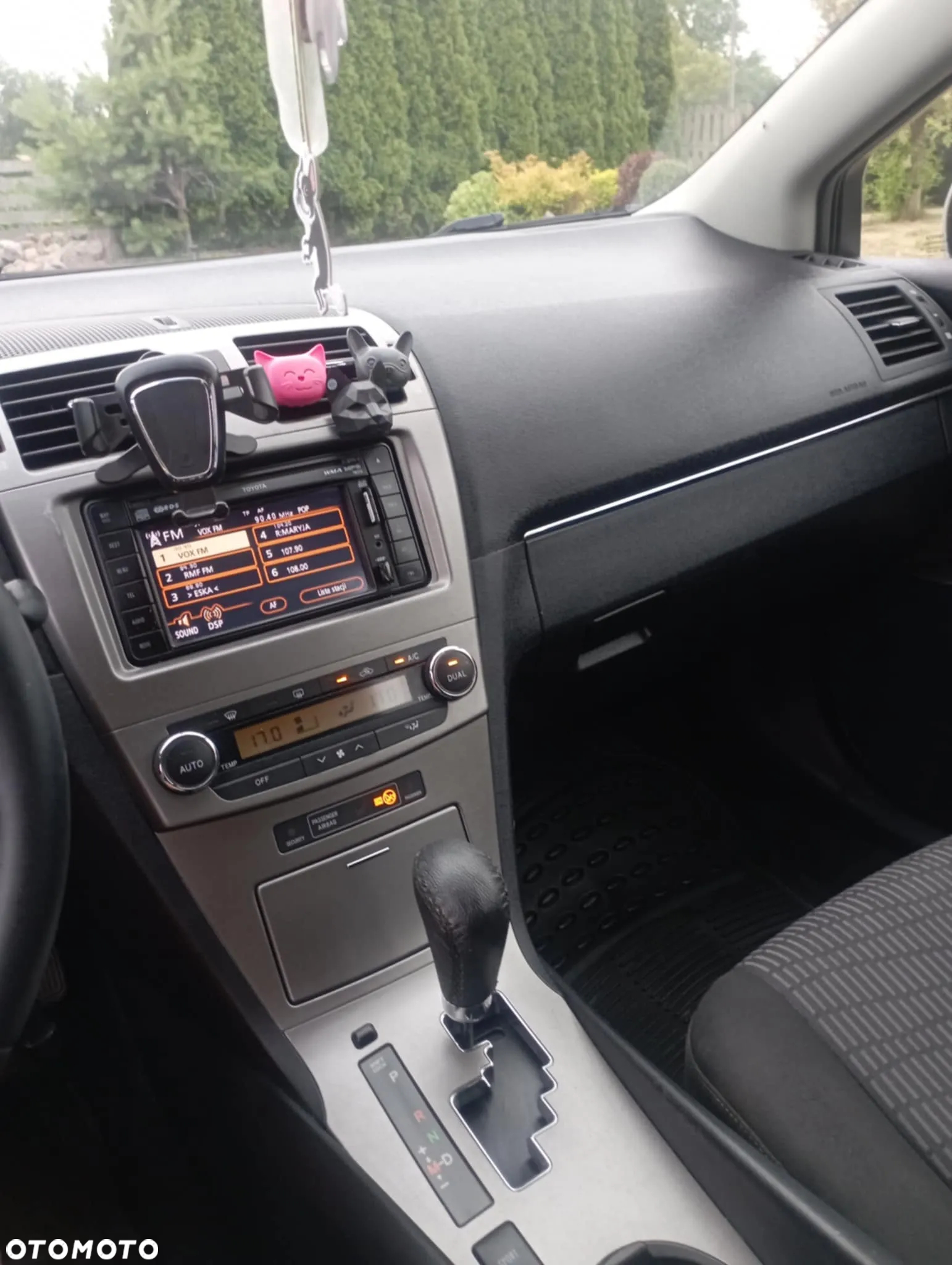 Toyota Avensis - 15