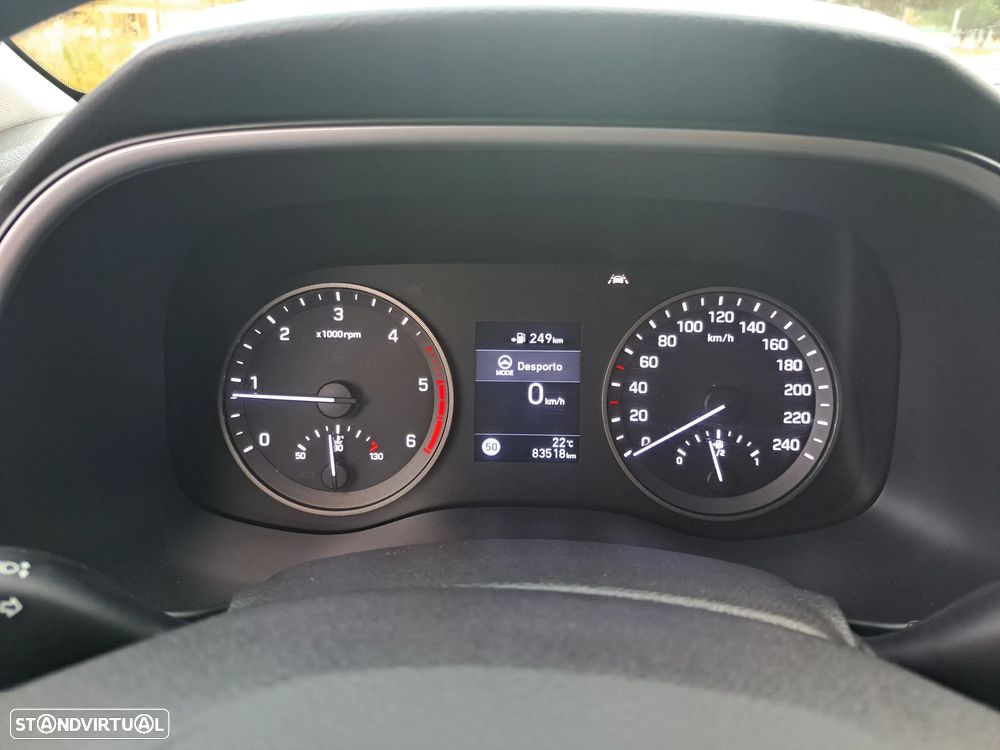 Hyundai Tucson 1.6 CRDi Premium +P.Pele+P.Style - 23