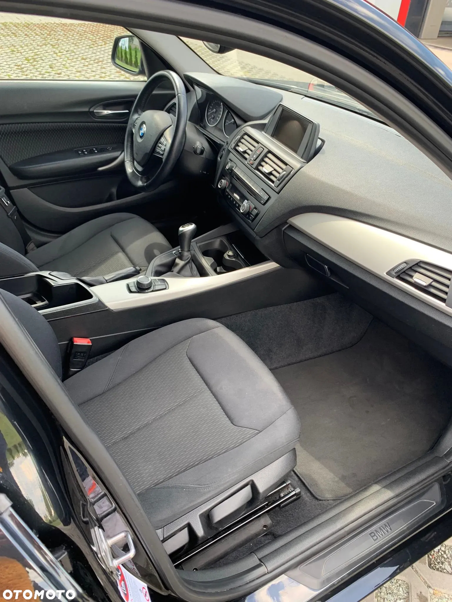BMW Seria 1 118d - 6