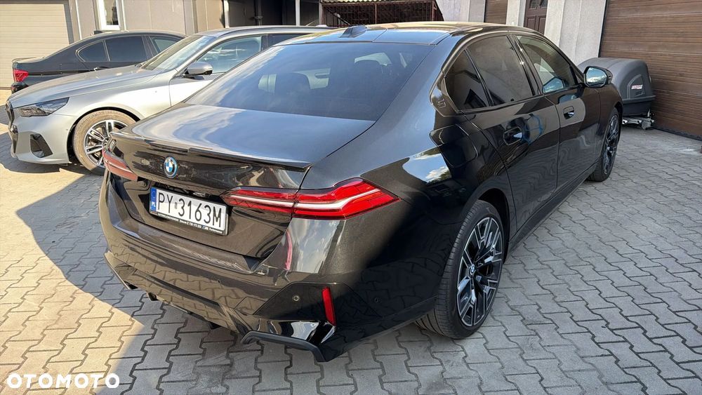 BMW Seria 5 550e xDrive - 3