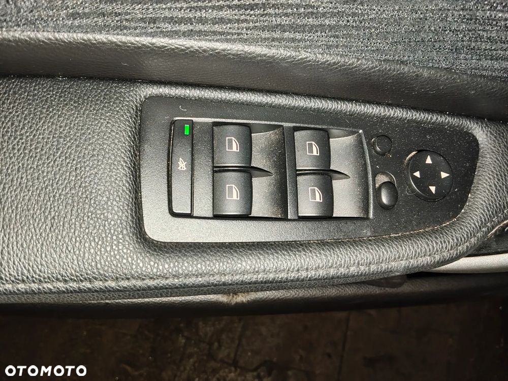 BMW Seria 1 - 38
