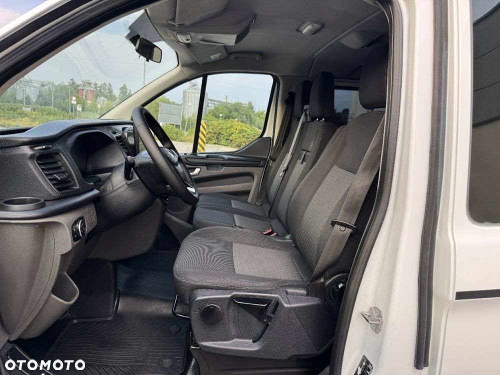 Ford Transit Custom - 23