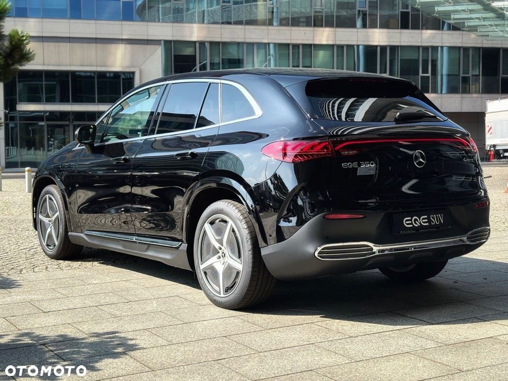 Mercedes-Benz EQE - 4