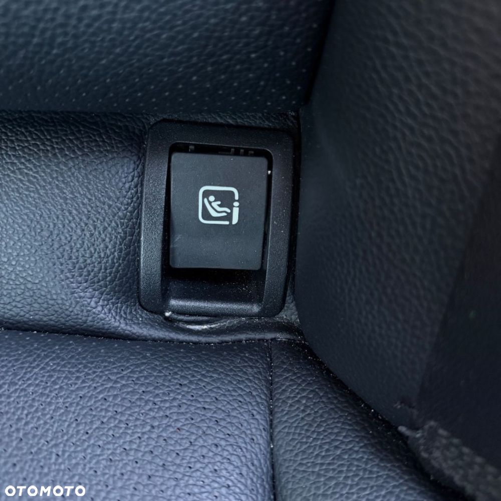 Mercedes-Benz Klasa C - 22