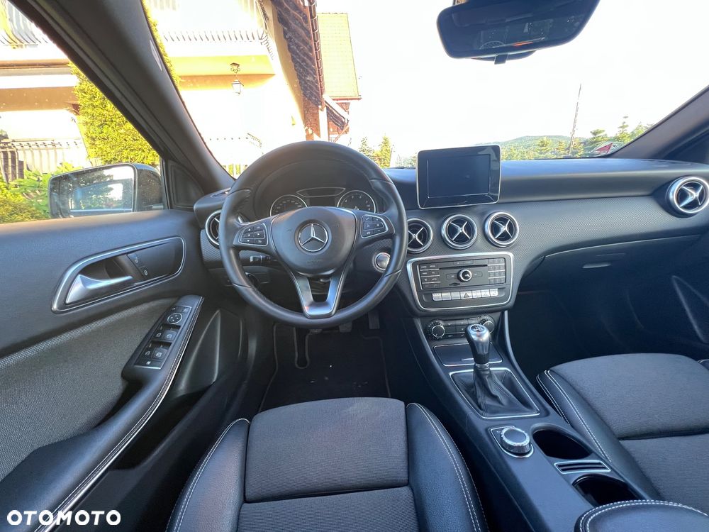 Mercedes-Benz Klasa A 180 BlueEfficiency Edition - 15