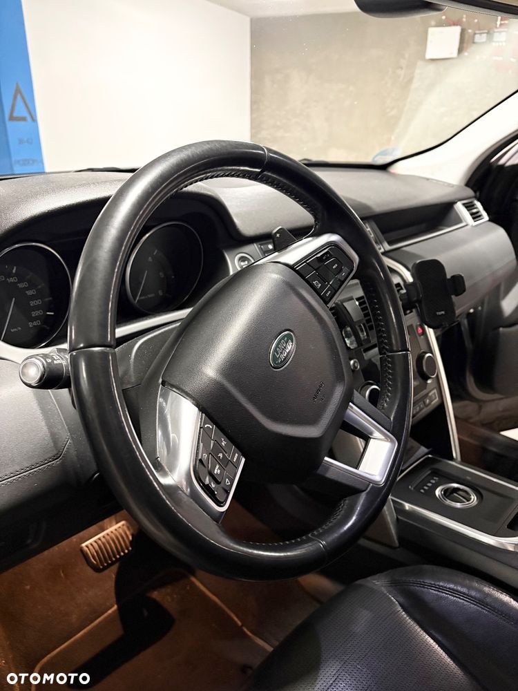 Land Rover Discovery Sport TD4 HSE - 26