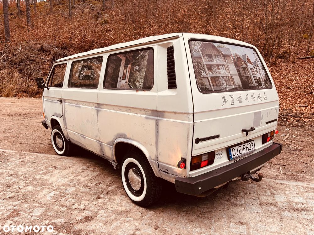 Volkswagen Transporter - 9