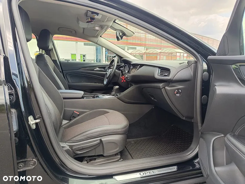 Opel Insignia 1.5 T Elite S&S - 25