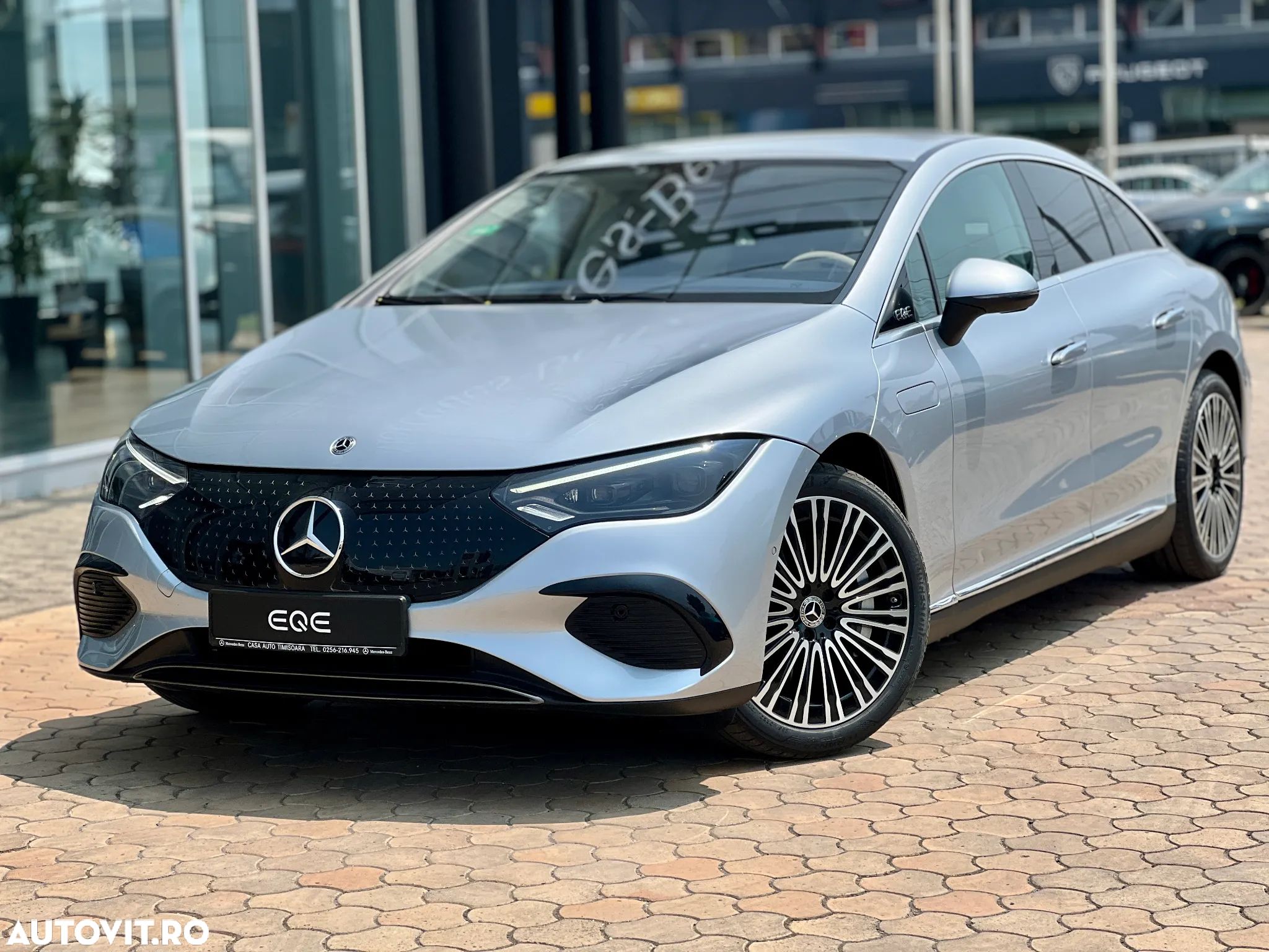 Mercedes-Benz EQE 350+ - 1