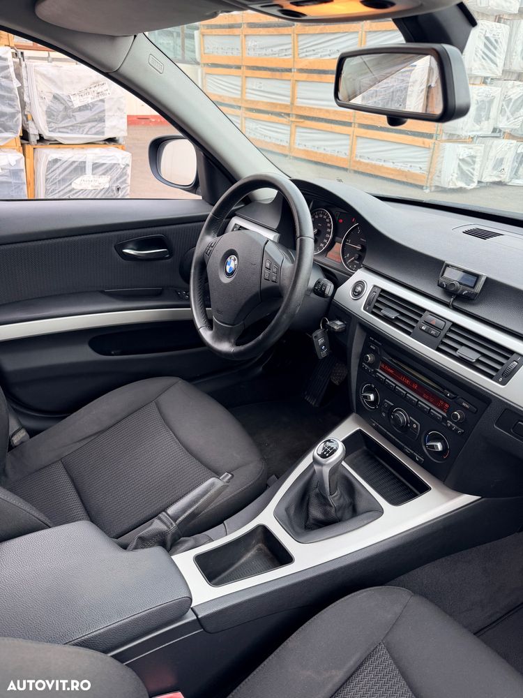 BMW Seria 3 320d - 7