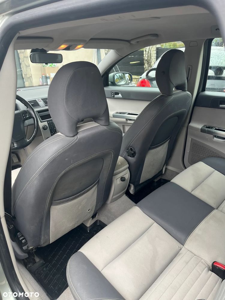 Volvo V50 T5 Momentum - 7