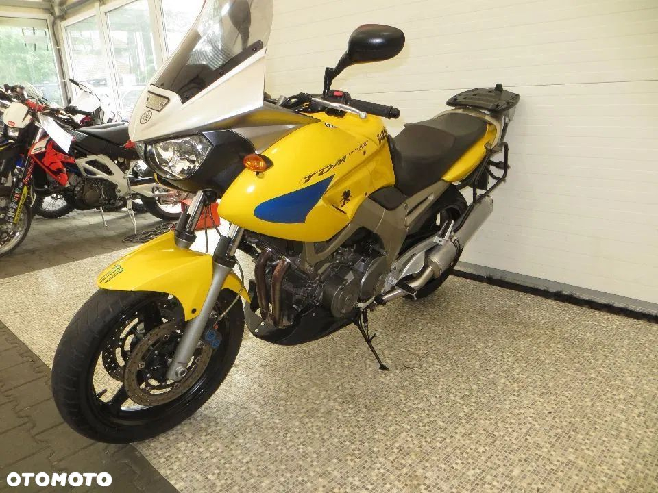 Yamaha TDM - 8